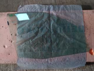 Стекло двери переднее правое Renault Symbol 2010