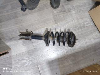 Стойка подвески передняя правая Mitsubishi Dingo 2001