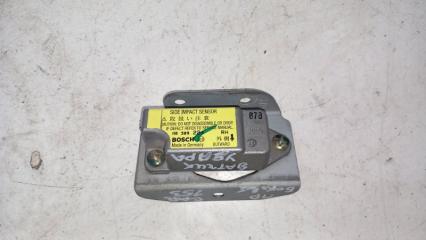Датчик SRS боковой правый Carisma 1998 DA2A 4g93 GDI Датчик SRS боковой правый Carisma 1998 DA2A 4g93 GDI