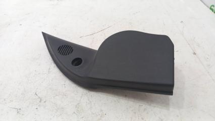 Уголок двери внутренний передний правый Corsa 2005 хэтчбэк Z12XER