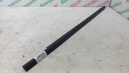 Молдинг стекла передний левый Toyota TOWN ACE 2002