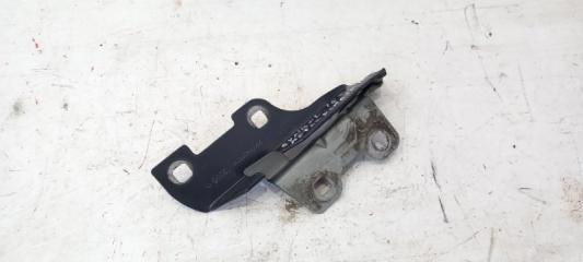Петля капота правая Renault Symbol LB0P K4JB Петля капота правая Renault Symbol LB0P K4JB