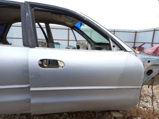 Дверь боковая передняя правая Mitsubishi Galant 1995