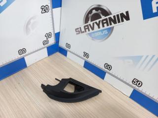 Уголок двери внутренний левый Mitsubishi Lancer Cedia 2001