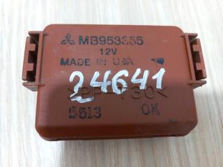 Блок комфорта Mitsubishi Carisma 1995