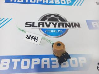 Контактная группа замка зажигания Mitsubishi Carisma 1997 Б/У Контактная группа замка зажигания Mitsubishi Carisma 1997