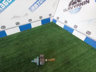 Клапан вентиляции топливного бака Volkswagen Passat 1995