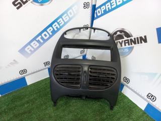 Консоль центральная Peugeot 206 2007
