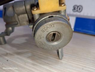 Замок зажигания Lancer 9 2004 CS3A 4g18 Замок зажигания Lancer 9 2004 CS3A 4g18