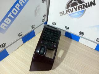 Воздуховод салона передний левый Mitsubishi Pajero 2002