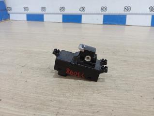 Кнопка стеклоподъемника задняя правая Kia Ceed 2018