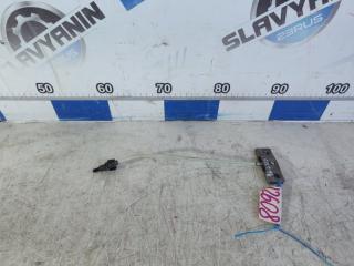 Трос ручника Mitsubishi Lancer Cedia 2000