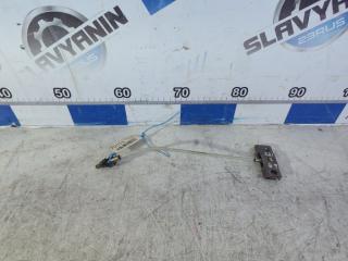 Трос ручника Mitsubishi Lancer 2005