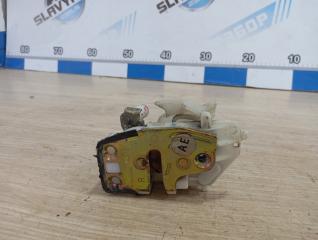 Замок боковой двери задний правый Honda Civic 2005