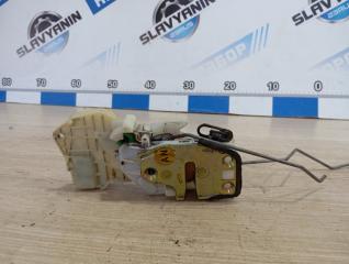 Замок боковой двери передний левый Honda Civic 2005