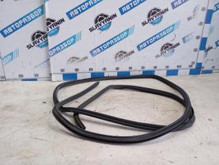 Запчасть уплотнительная резинка боковой двери задняя правая Mercedes-Benz Vito 1997