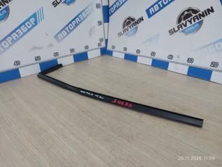 Запчасть уплотнитель стекла двери передний правый Mercedes-Benz Vito 1997