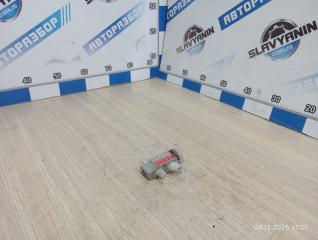 Клапан кондиционера Mitsubishi Lancer Cedia 2001