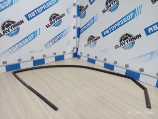 Запчасть уплотнительная резинка боковой двери передняя правая Mercedes-Benz Vito 1997