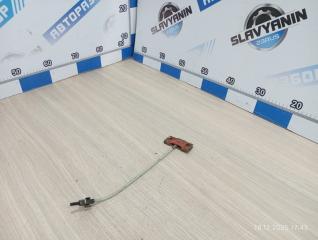 Трос ручника Mitsubishi Lancer Cedia 2001