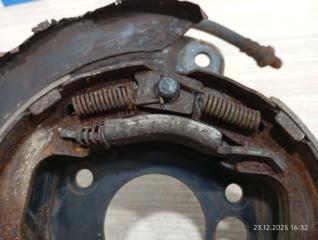 Механизм стояночного тормоза задний левый Lancer 9 2005 CS3A 4g18