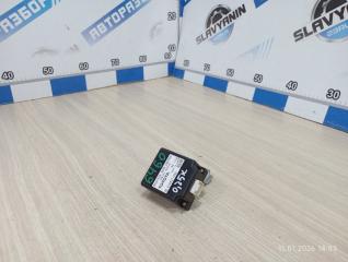 Запчасть блок управления замками Toyota Funcargo 2000