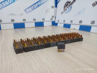 Запчасть реле Mitsubishi Lancer 9