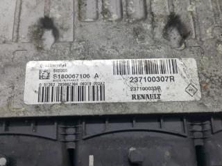 Блок управления двигателем Renault Megane 237100777R
