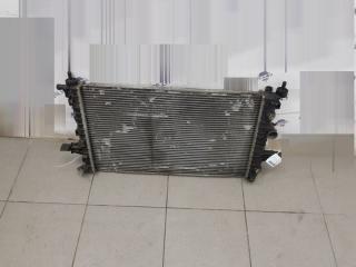 Радиатор охлаждения Opel Astra H 13145211