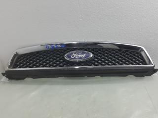 Решетка радиатора Ford Focus 2005-2008 1516620, передняя