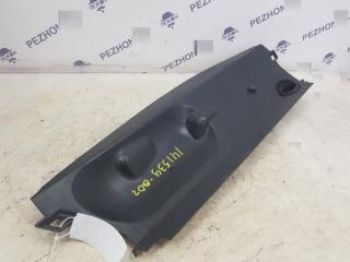 Дефлектор радиатора верхний Renault Megane 214766469R 1