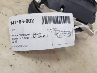 Панель приборов Renault Megane 8200408789