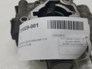 Заслонка дроссельная Mazda Mazda 3 ZJ0713640A