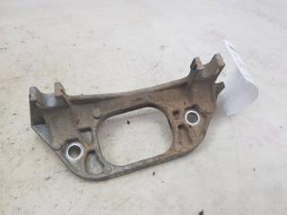 Кронштейн опоры МКПП , Renault Megane 8200277212 2