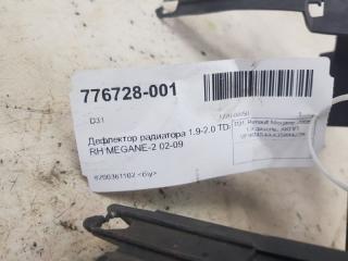 Дефлектор радиатора Renault Megane 8200361102 1, правый