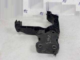 Кронштейн фары Renault Megane 2002-2008 8200137495, левый