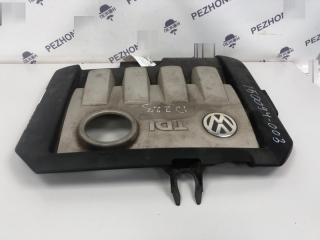 Крышка двигателя декоративная Volkswagen Passat 03G103925BP