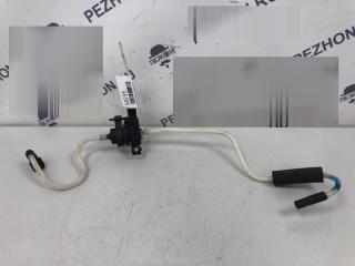 Клапан вентиляции топливного бака Ford Focus 2011-2014 1751485