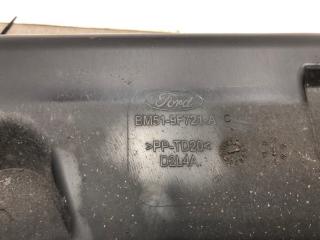 Дефлектор над радиаторами Ford Focus 2011 1749572 УНИВЕРСАЛ 1.6 PNDA BU72637
