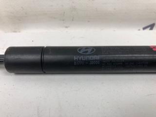 Амортизатор крышки багажника Hyundai Sonata 2002 817713D000 СЕДАН 2.0