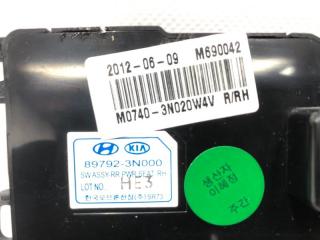 Блок кнопок управления сиденьем Hyundai Equus 2012 897923N000 СЕДАН 3.8 БЕНЗИН, задний правый