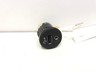 Блок USB Nissan Juke 2012 28023BH00A ВНЕДОРОЖНИК 1.6