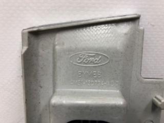 Рамка кнопок Ford Focus 2008 1581859 УНИВЕРСАЛ 1.6