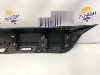 Молдинг крышки багажника Ford Fiesta 1746372 MK6