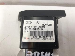 Разъем USB \AUX Kia Ceed 2 96120A2000