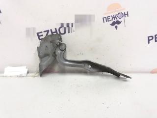 Петля капота Mazda Mazda3 2005 B32H52420A ХЭТЧБЕК 1.6, левая