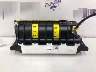 Подушка безопасности в торпедо Audi Q7 2006 4L0880204D ВНЕДОРОЖНИК 3.0