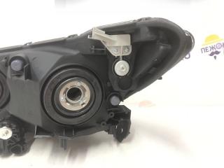 Фара Honda Civic 2005-2012 33101SNBG51 седан, передняя правая