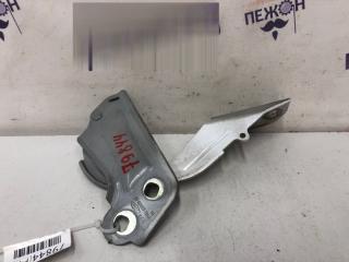 Петля капота Ford Focus 2013 1750016 3 1.6 PNDA, правая