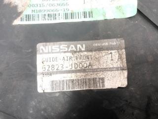 Дефлектор радиатора Nissan Qashqai 2008 62823JD00A ВНЕДОРОЖНИК 1.6, левый